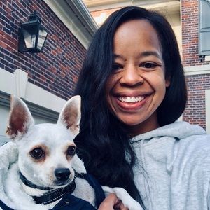 Meet your Posher, Carissa